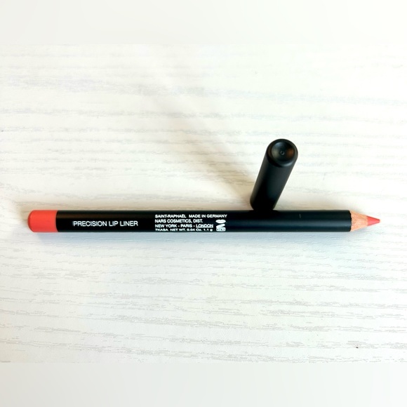 *NWOT* NARS Precision Lip Liner - Picture 5 of 5